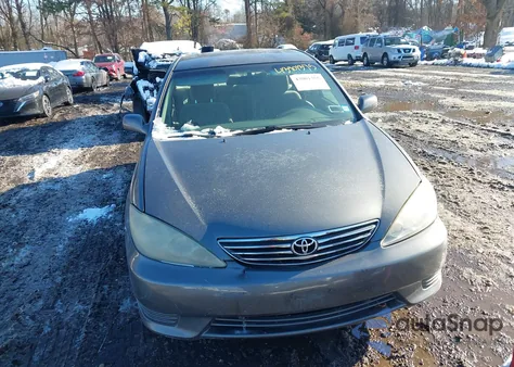 2006 Toyota Camry Le from USA, damaged, VIN 4T1BE32K26U716146
